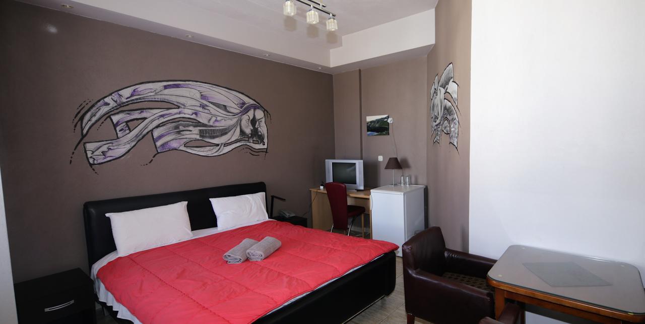 Hotel Ambasador บิโตลา ภายนอก รูปภาพ