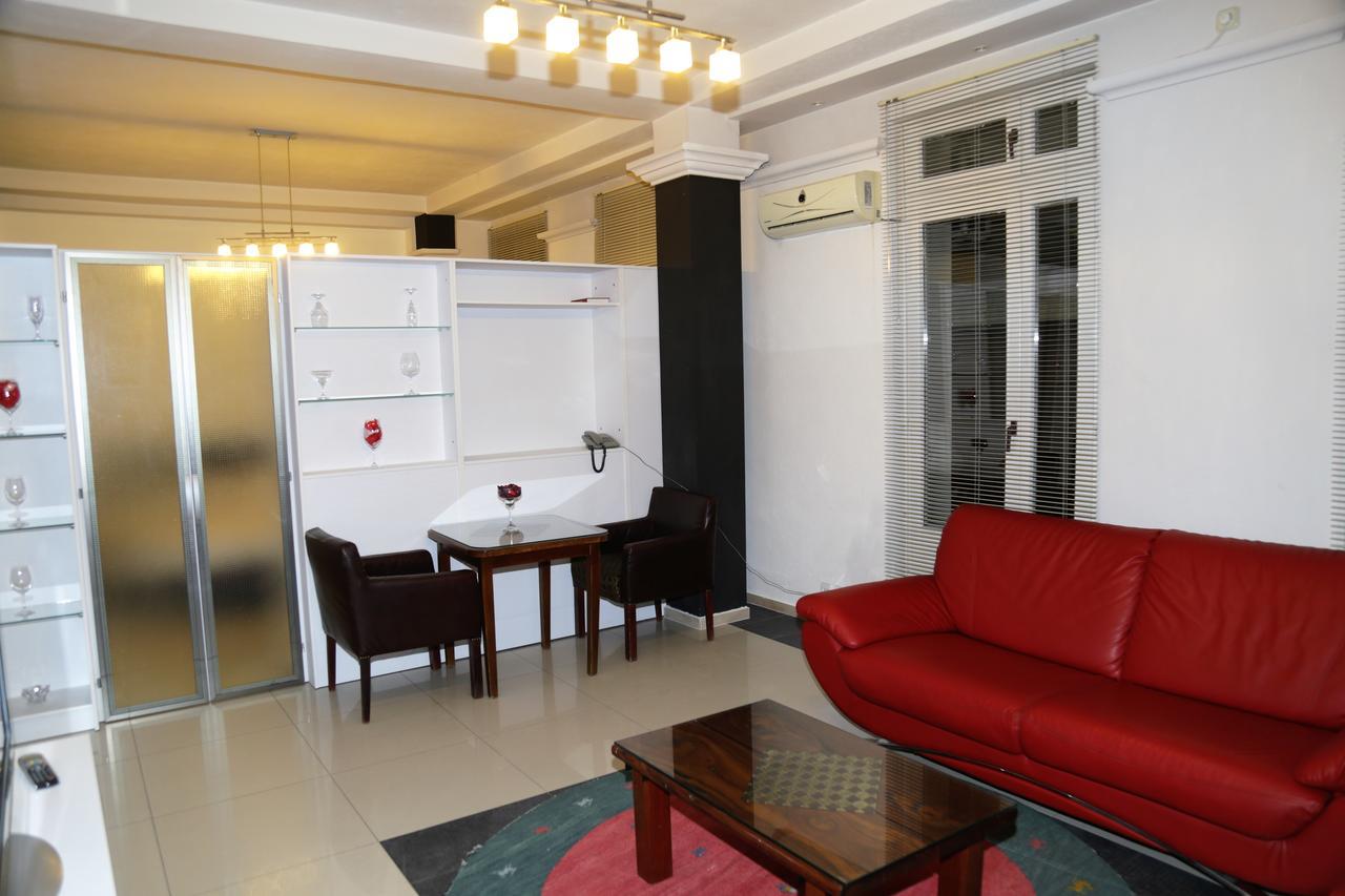 Hotel Ambasador บิโตลา ภายนอก รูปภาพ