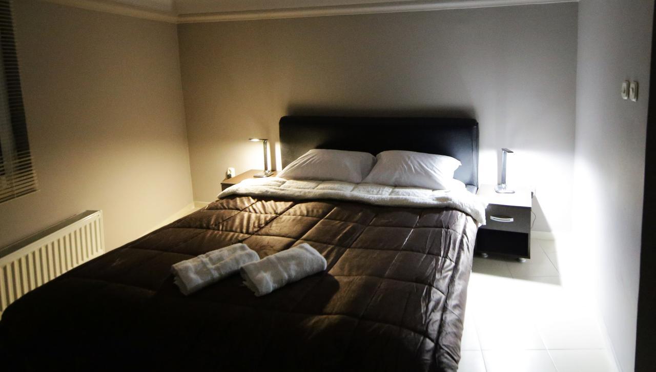 Hotel Ambasador บิโตลา ภายนอก รูปภาพ