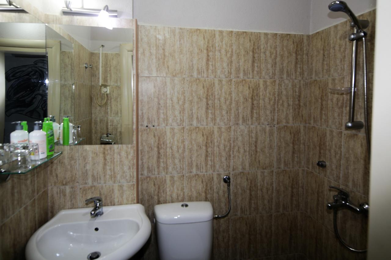 Hotel Ambasador บิโตลา ภายนอก รูปภาพ