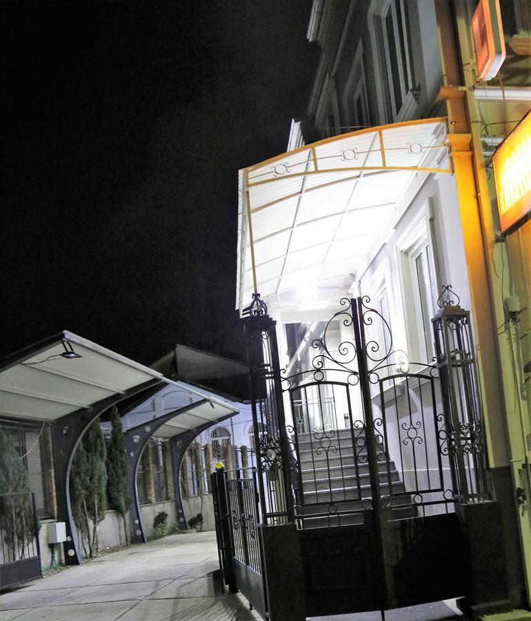 Hotel Ambasador บิโตลา ภายนอก รูปภาพ