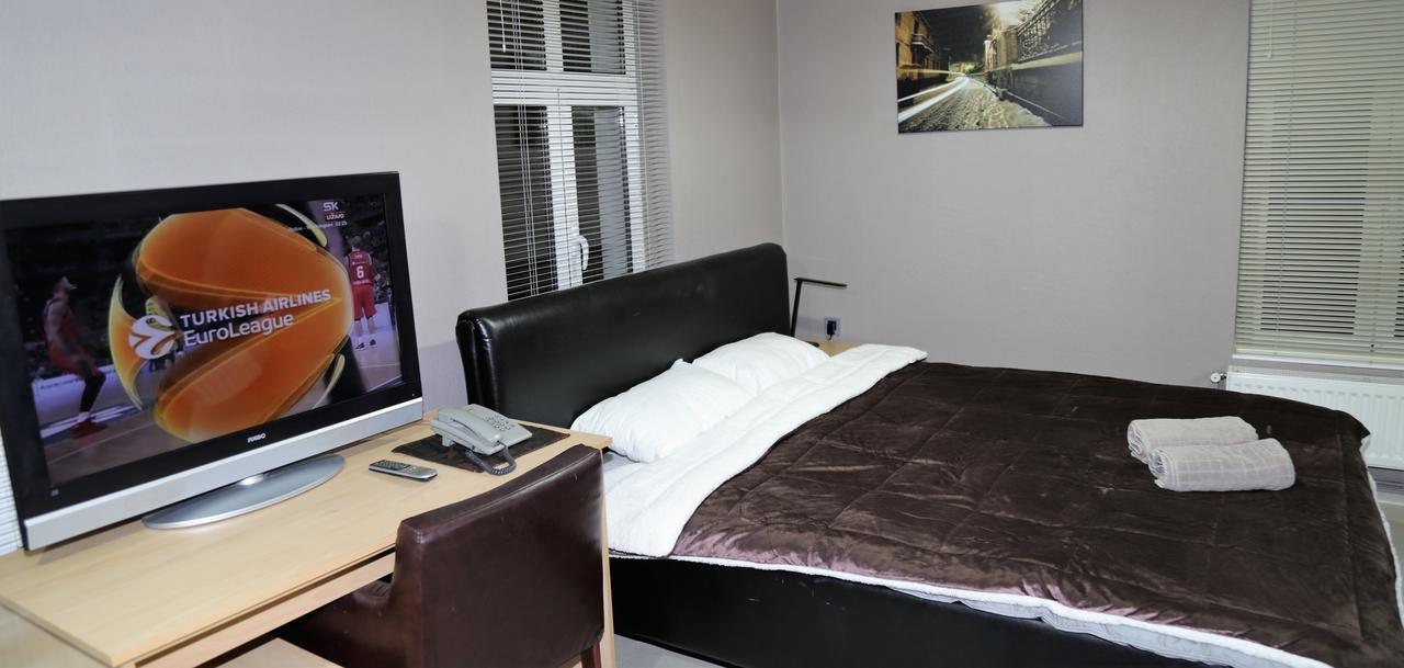 Hotel Ambasador บิโตลา ภายนอก รูปภาพ