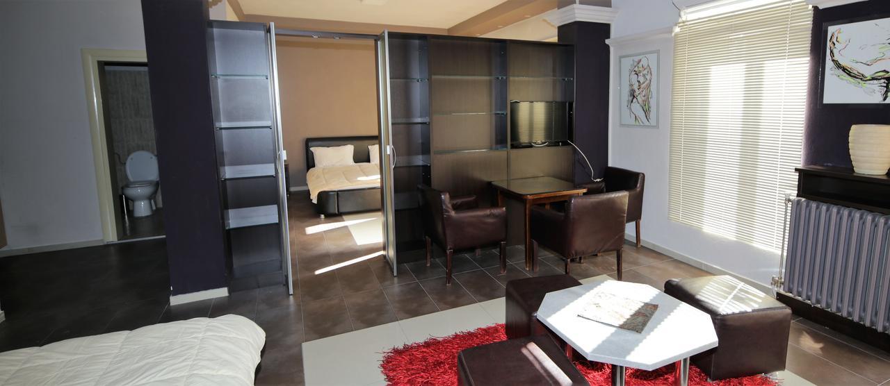 Hotel Ambasador บิโตลา ภายนอก รูปภาพ